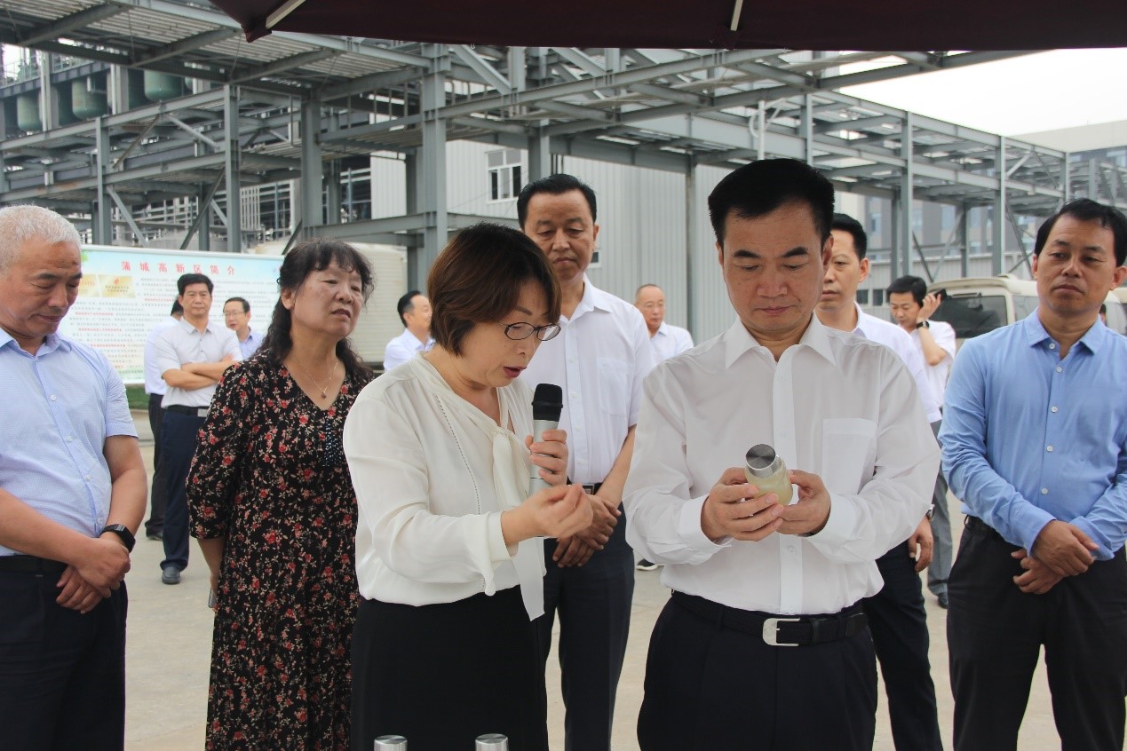 渭南市长李毅视察蒲城Z6尊龙科技新资料有限公司 渭南市长李毅视察蒲城Z6尊龙科技新资料有限公司