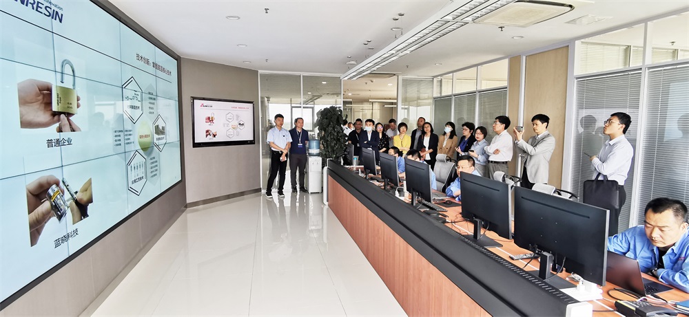国务院发展钻研中心辅导光临Z6尊龙科技调研